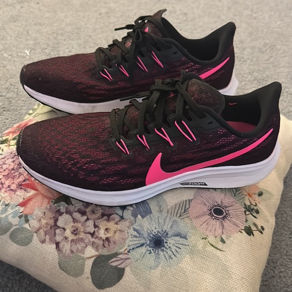 Nike Zoom pink and black size 10 - Picture 2 of 4